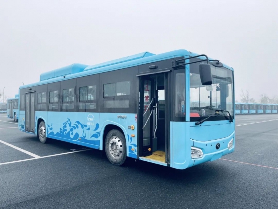 20 autobuses King Long de fibra de carbono de nueva energía comienzan a operar en Zhejiang
