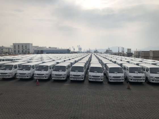 1140 unidades de king long minvans exportadas a egipto en abril
