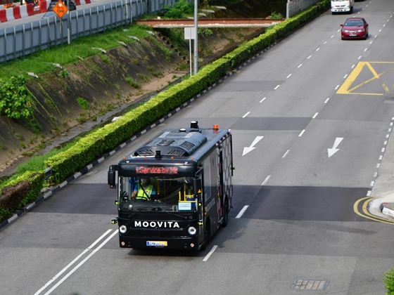 El debut del autobús autónomo King Long en el campus de Singapur